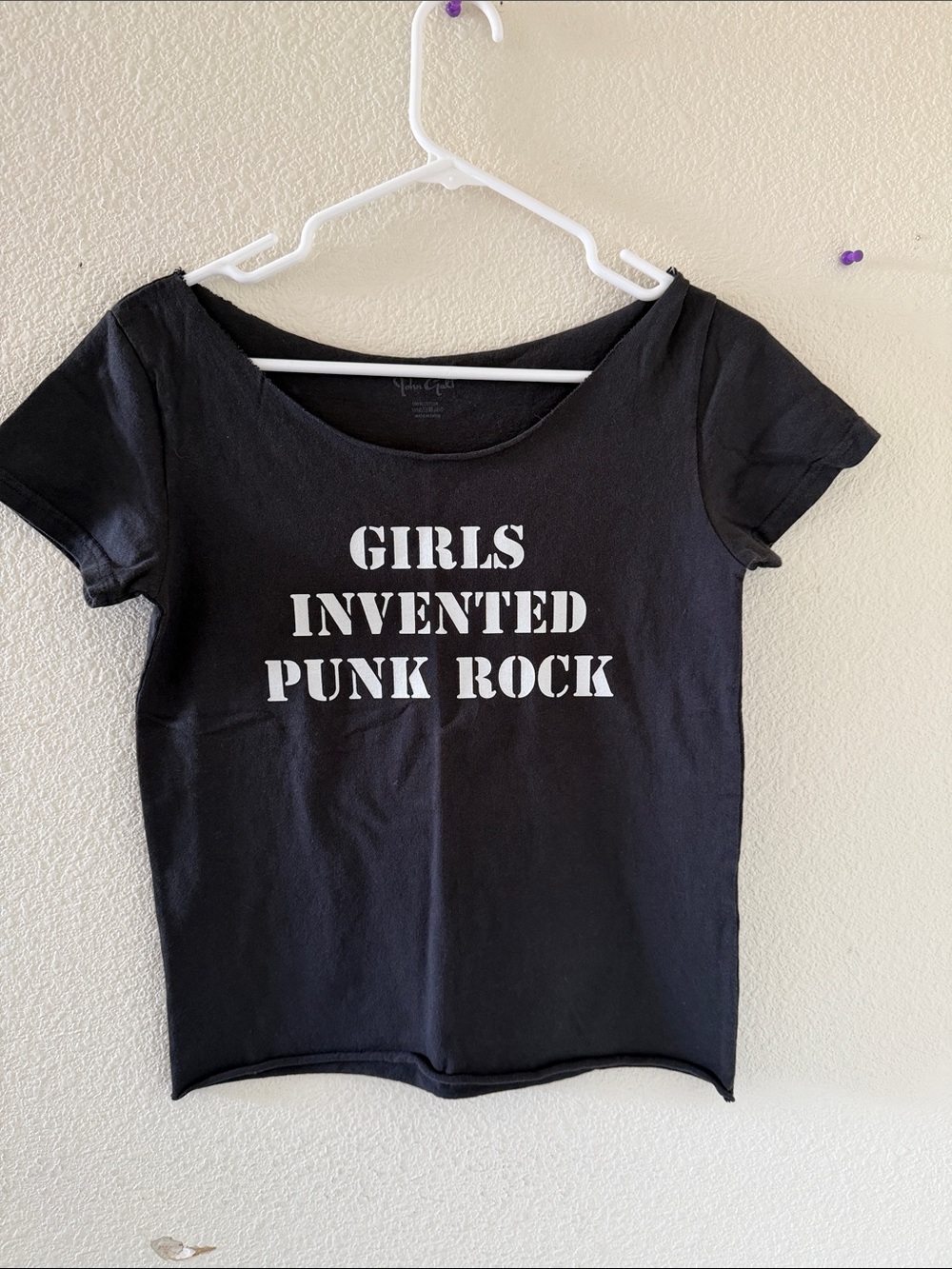 Brandy Melville Black Robyn girls invented punk rock top